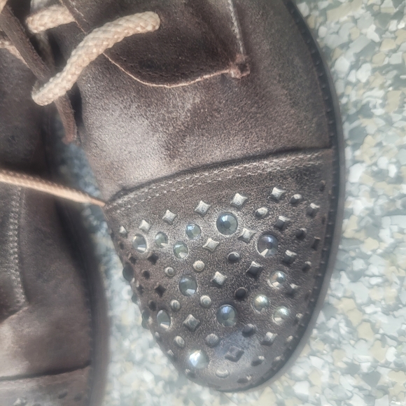 Made In Italy Stylish Brown Lace-Up Women's Boots - Picture 2 of 7